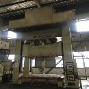 []出售一台液压冲床600吨，一台四柱液压机1250吨